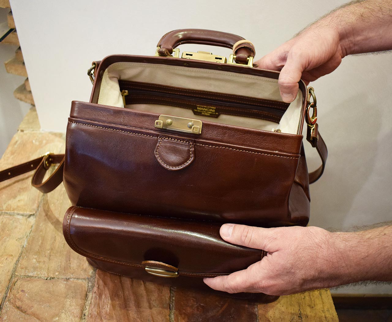 Special - Mancini Leather - Italian leather handbags
