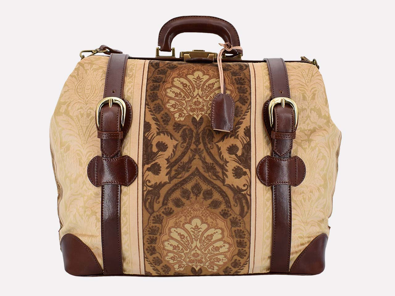 Felicitas, Italian leather travel bag designed and handcrafted in Rome by Riccardo Mancini
